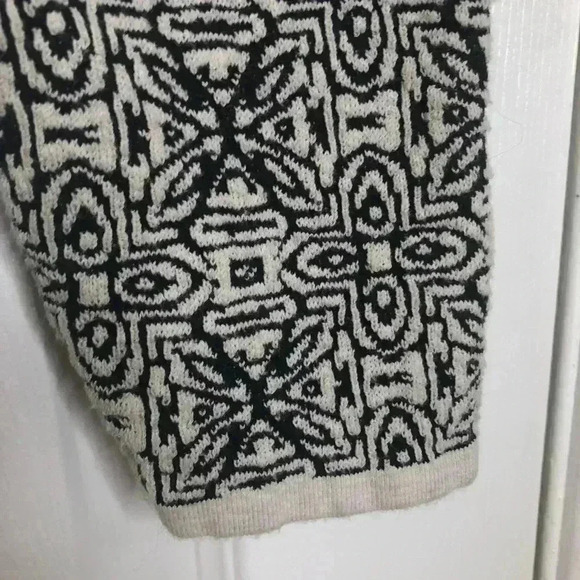 Olsen Europe Blazer White & Black Patterned Size 8 - Picture 3 of 16